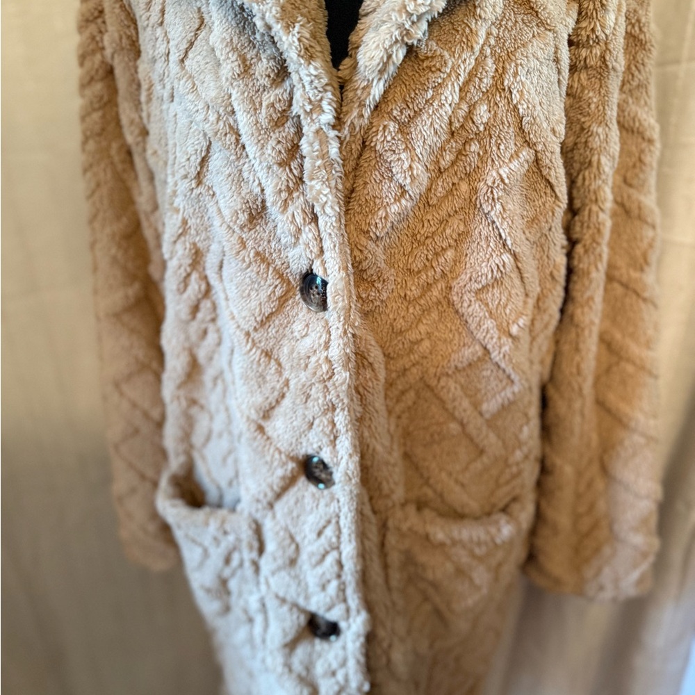 Elegant Beige Women's Teddy Jacket